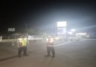 Personil Polsek Tegalwaru Giat Patroli Malam Monitor Aktivitas di Jalan Utama Badami - Loji Cegah Pekat